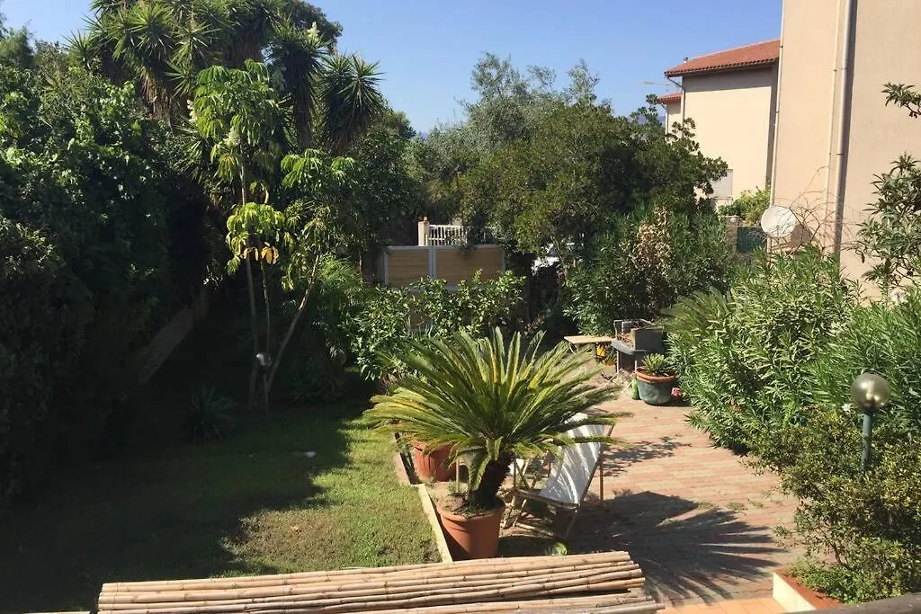 Monolocale Samira Apartment Arbatax Italy